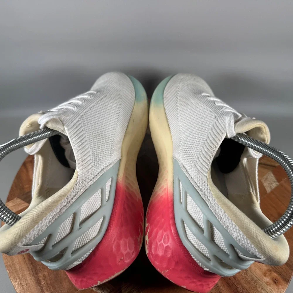 Kizik Athens White Rainbow Hands Free Slip On Sneakers Womens 7.5‎ Mens 6